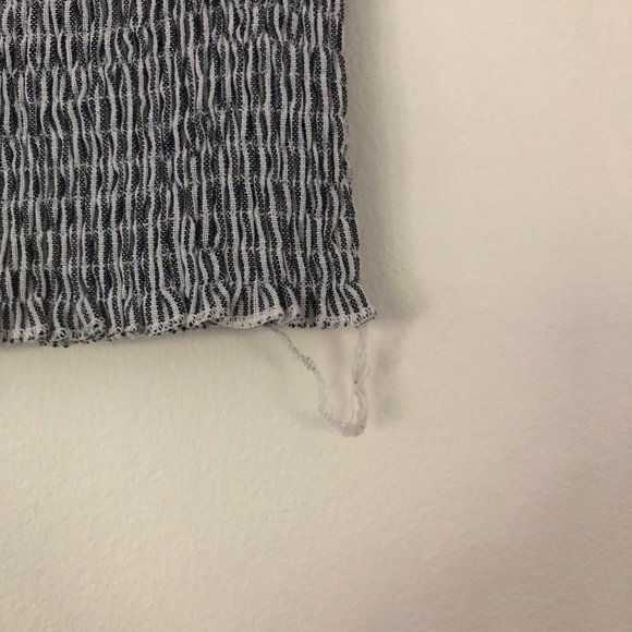 Brandy Melville Cleo Smocked Tube Top - Picture 5 of 5